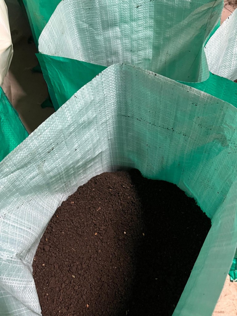 Katı Solucan Gübresi 20KG
